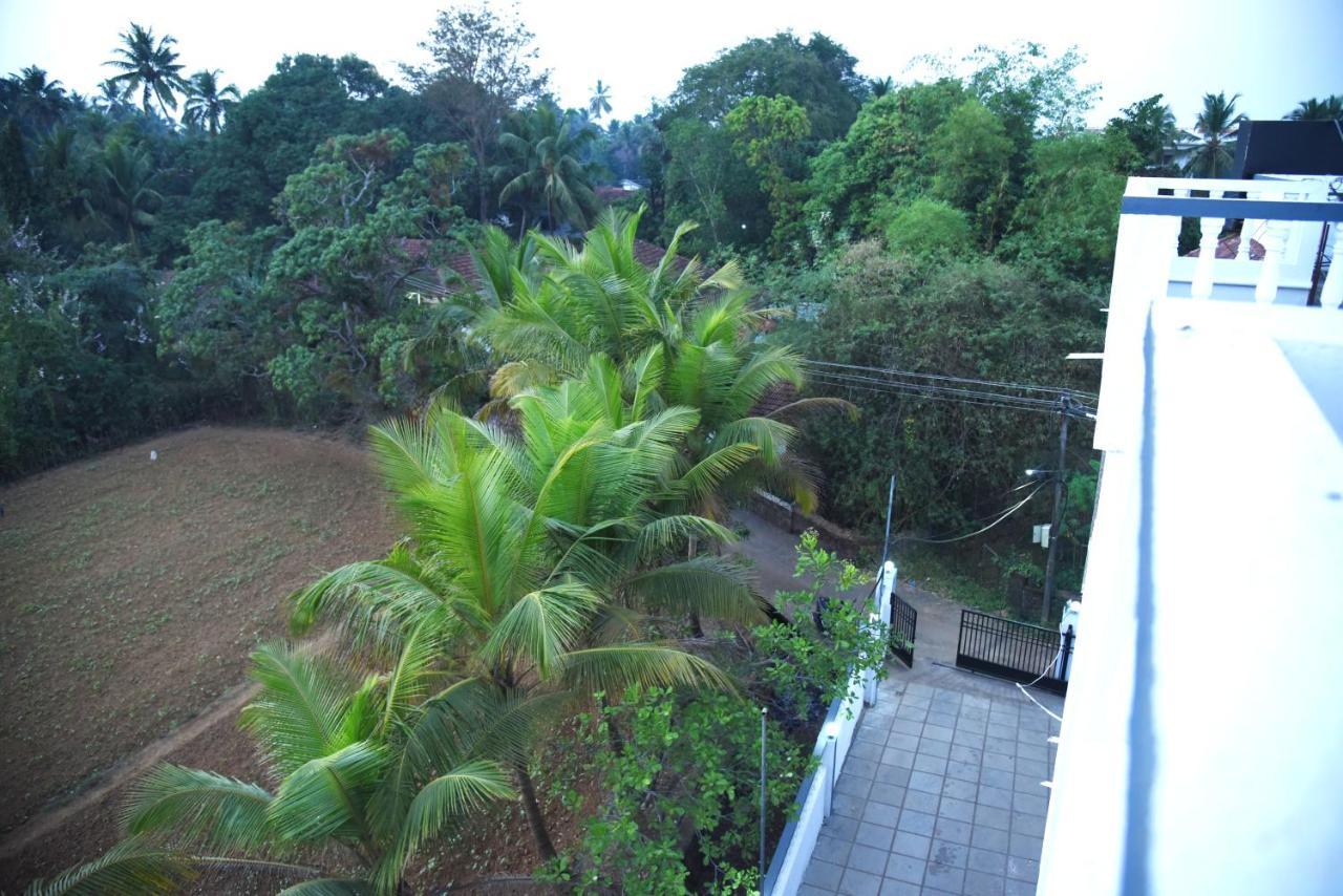 Clarissa Resort Goa Saligao Eksteriør billede