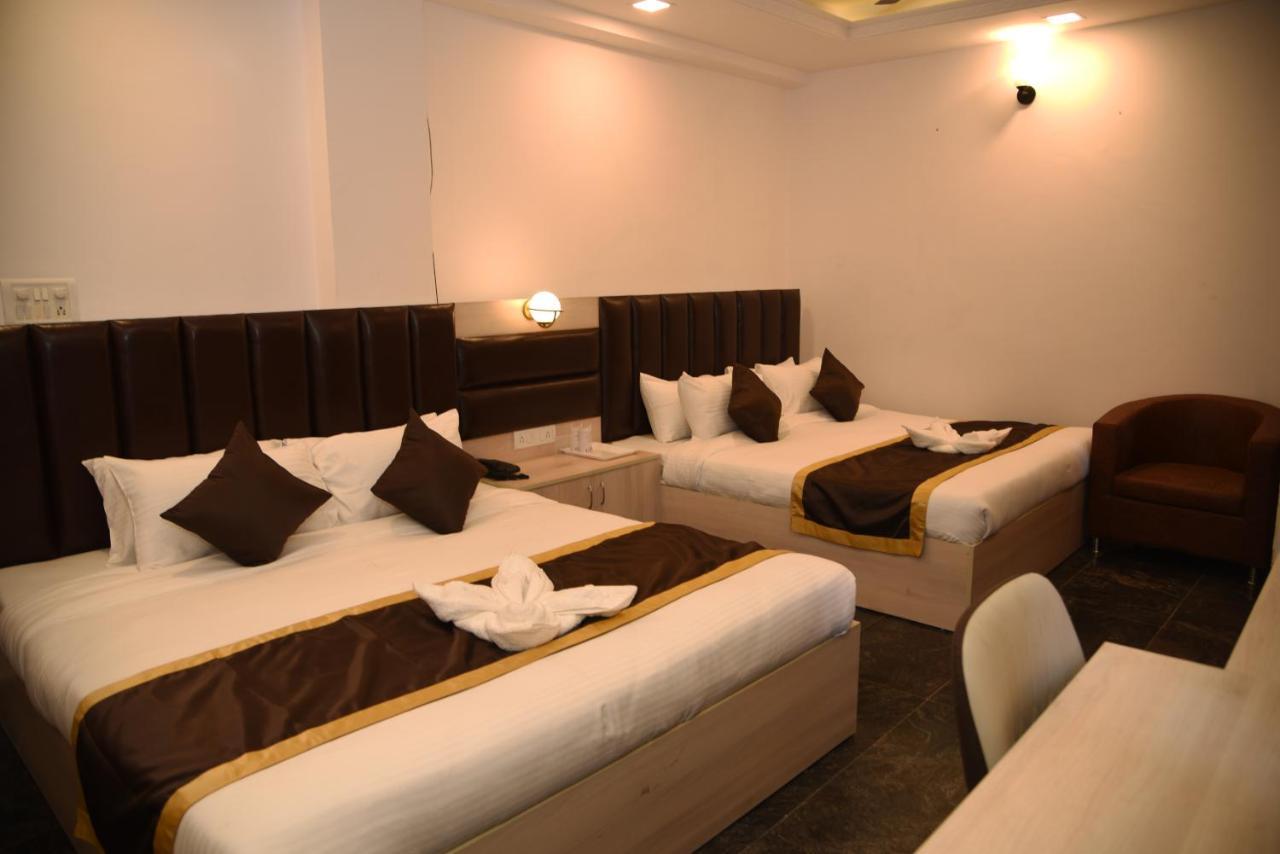Clarissa Resort Goa Saligao Eksteriør billede